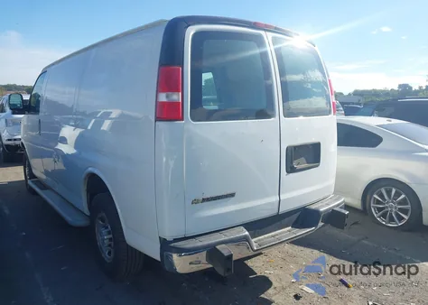 2018 Chevrolet Express 2500 Work Van from USA, damaged, VIN 1GCWGAFG0J1904247